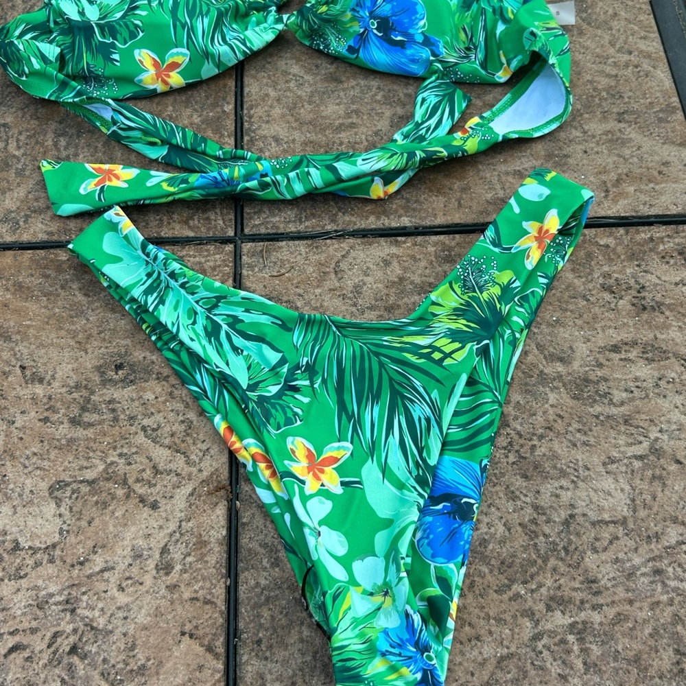 Tropical Green Floral Bikini Set
